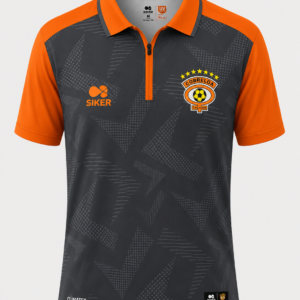 CAMISETA DE SALIDA GRIS CON NARANJO 2026